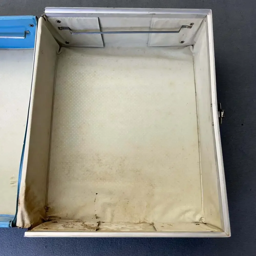 Vintage 1962 Mattel Barbie Ponytail Doll Carrying Case Wardrobe